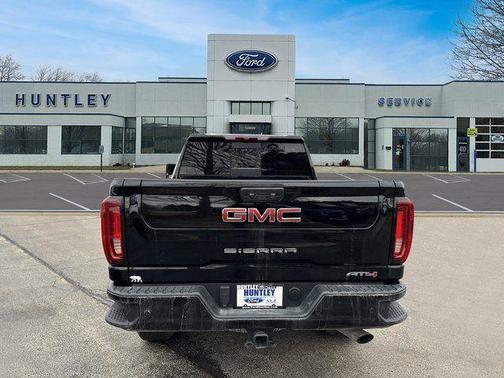 2023 GMC Sierra 2500 AT4