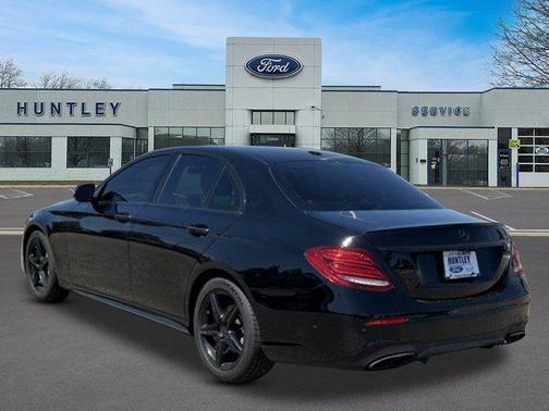 2017 Mercedes-Benz E-Class 4MATIC