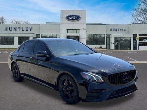 2017 Mercedes-Benz E-Class 4MATIC