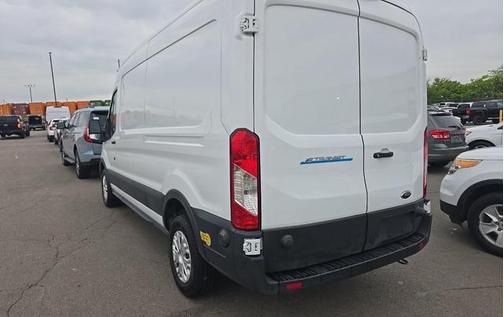 Oxford White 2022 Ford E-Transit T-350 Medium Roof