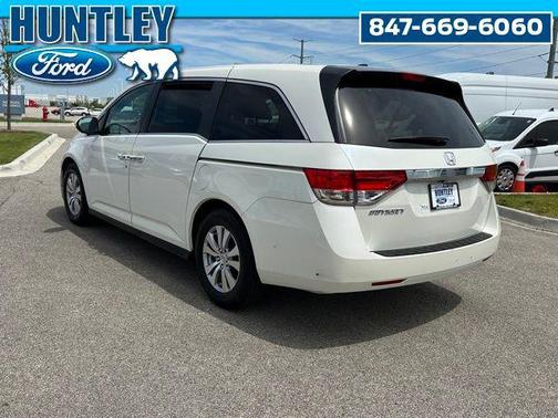 Diamond White Pearl 2015 Honda Odyssey EX-L