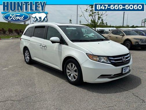 Diamond White Pearl 2015 Honda Odyssey EX-L