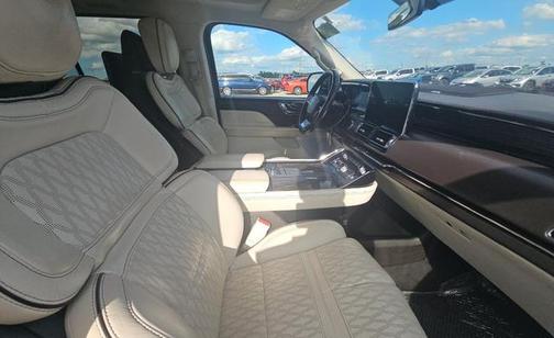 2021 Lincoln Navigator Black Label