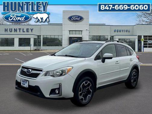 Crystal White Pearl 2017 Subaru Crosstrek 2.0i Premium