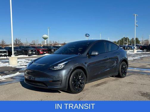 2022 Tesla Model Y Long Range Dual Motor All-Wheel Drive