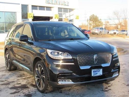Photo 4 of 33 of 2020 Lincoln Aviator Reserve AWD