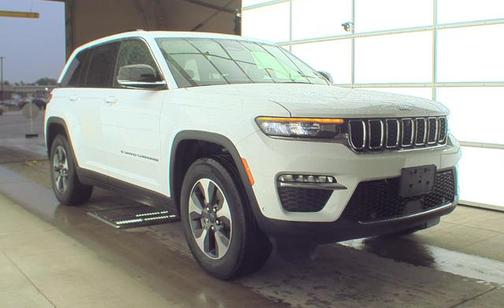 2022 Jeep Grand Cherokee 4xe Base