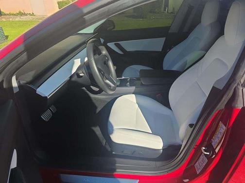 2020 Tesla Model 3 Performance