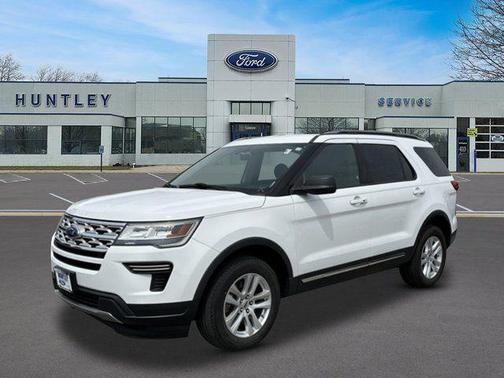 Oxford White 2019 Ford Explorer XLT