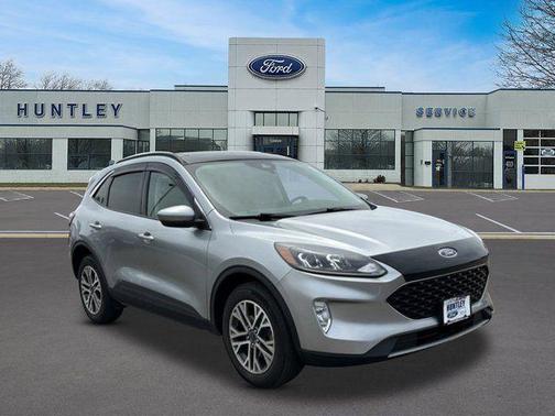 Iconic Silver Metallic 2022 Ford Escape SEL