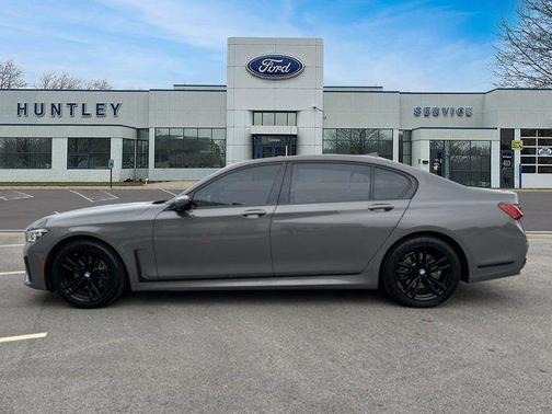 2020 BMW 740 xDrive