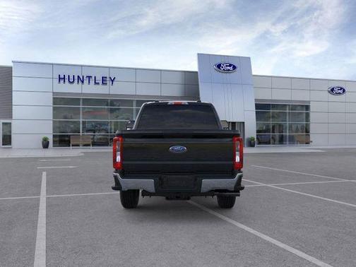 2025 Ford F-350 XLT