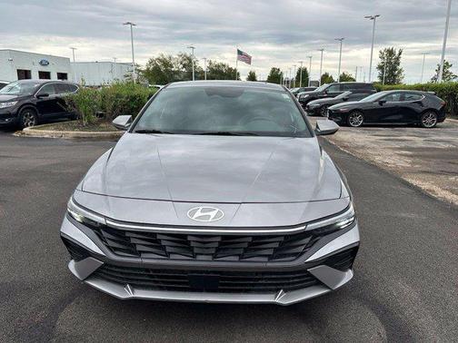 Fluid Metal 2025 Hyundai ELANTRA HEV Limited
