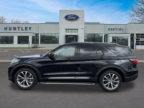 Black Metallic 2025 Ford Explorer Platinum