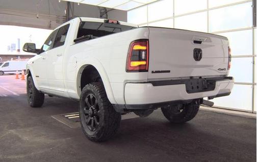 Bright White Clearcoat 2022 RAM 2500 Laramie Crew Cab 4x4 6'4' Box