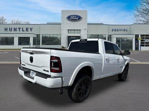 Bright White Clearcoat 2022 RAM 2500 Laramie Crew Cab 4x4 6'4' Box