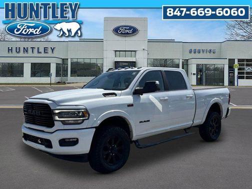 Bright White Clearcoat 2022 RAM 2500 Laramie Crew Cab 4x4 6'4' Box