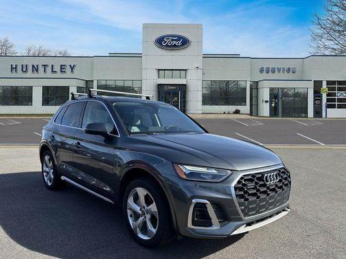 2022 Audi Q5 45 S line Premium Plus