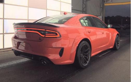 Go Mango 2022 Dodge Charger R/T Scat Pack