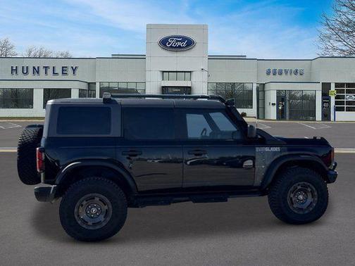 Shadow Black 2024 Ford Bronco Everglades