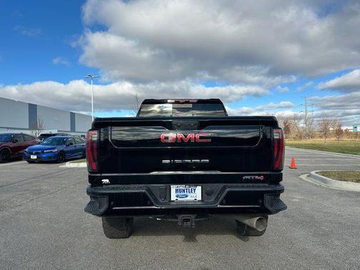 2024 GMC Sierra 2500 AT4