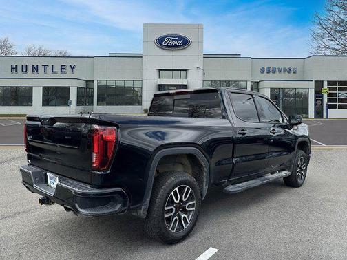 2022 GMC Sierra 1500 AT4