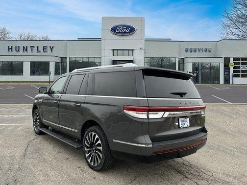 2022 Lincoln Navigator Black Label