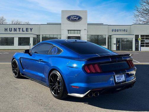 2018 Ford Shelby GT350 Base