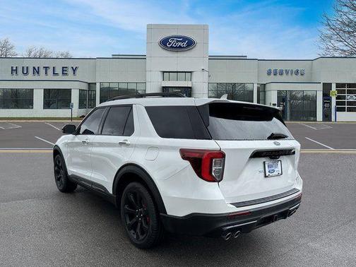 2024 Ford Explorer ST