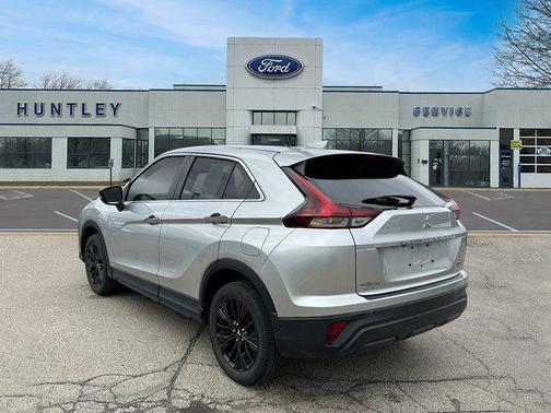 2022 Mitsubishi Eclipse Cross LE