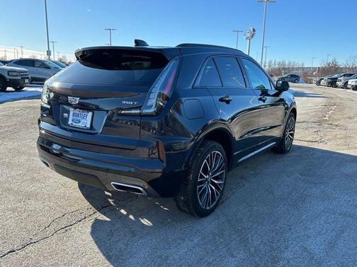 2024 Cadillac XT4 Sport