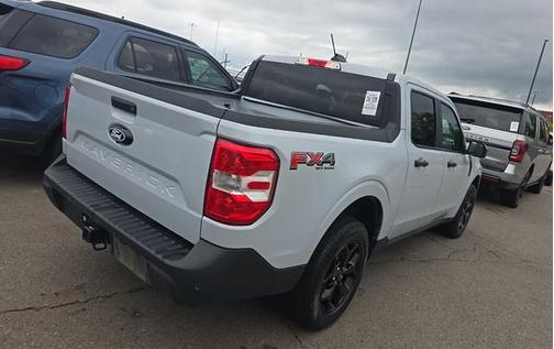 Space White Metallic 2025 Ford Maverick XLT