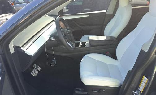 2023 Tesla Model Y Performance Dual Motor All-Wheel Drive