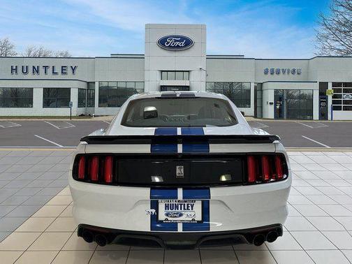 2018 Ford Shelby GT350 Base