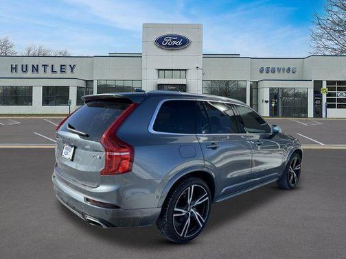 2019 Volvo XC90 T6 R-Design