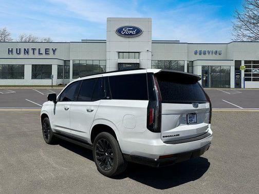 2023 Cadillac Escalade Sport Platinum