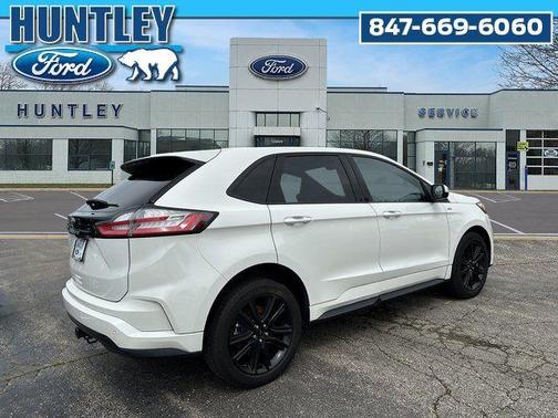 2022 Ford Edge ST Line