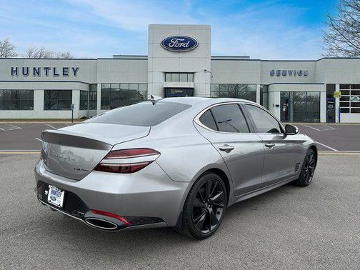 2022 Genesis G70 3.3T AWD