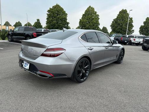 2022 Genesis G70 3.3T AWD