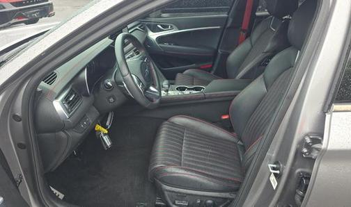 2022 Genesis G70 3.3T AWD