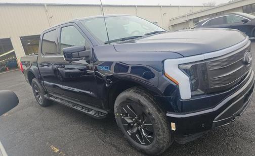 2024 Ford F-150 Lightning LARIAT