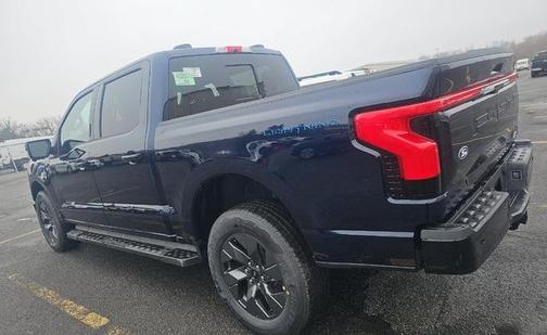 2024 Ford F-150 Lightning LARIAT