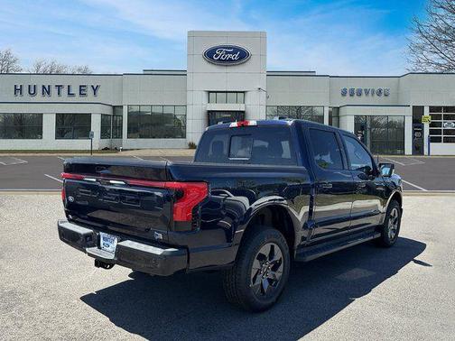 2024 Ford F-150 Lightning LARIAT