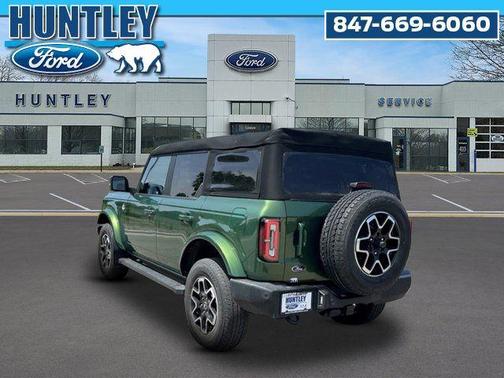 Eruption Green Metallic 2022 Ford Bronco Outer Banks