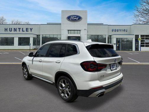 White 2023 BMW X3 xDrive30i