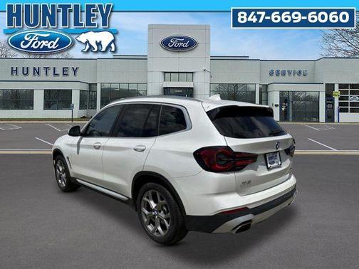 White 2023 BMW X3 xDrive30i