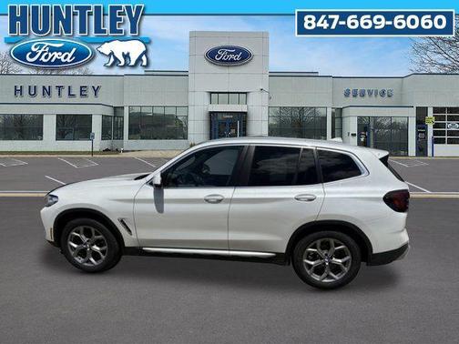 White 2023 BMW X3 xDrive30i