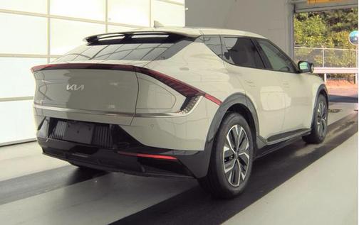 Glacier 2024 Kia EV6 Wind