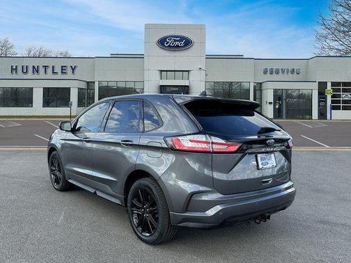 2022 Ford Edge ST Line