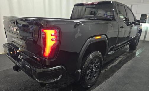 2025 GMC Sierra 2500 AT4